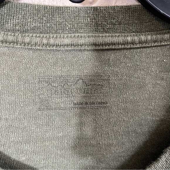 PATAGONIA Industrial Green Long Sleeved Work Henley Pocket Tee Shirt 53390 - Picture 9 of 12